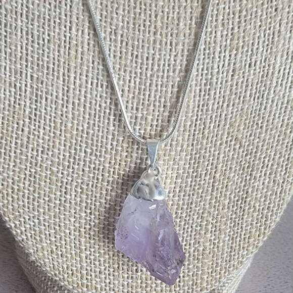 Raw Amethyst Necklace - Picture 3 of 3